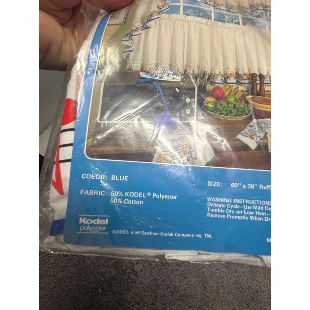 Vtg NOS Dinah's Place Musical Notes Ruffled Kitchen Curtain Swag Tier Valance
